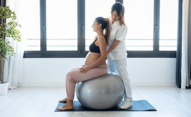 Top 7 Benefits Of Yoga Pregnancy Ball Caring Empire   0 6 