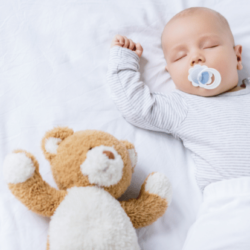 Can a Newborn Sleep With a Pacifier